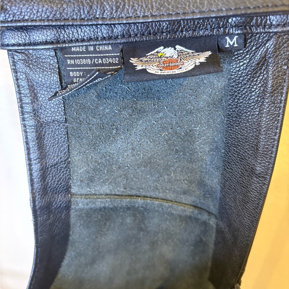 Harley-Davidson Black Riding Chaps - Picture 4 of 7